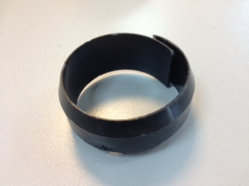 Plastic klemring voor bodemhuls paal Ø 76 mm