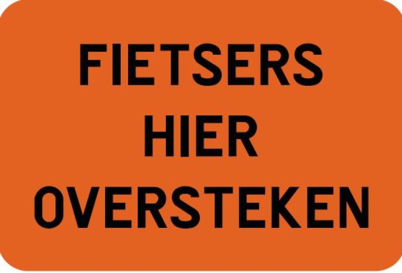 Bord T250 FIETSERS HIER OVERSTEKEN 600 x 400 mm