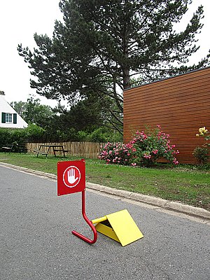 Arm met bordje voor wielblok metaal - jumbo H: 60 cm / bord 25 x 25 cm