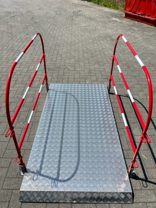 Loopbrug in aluminium met reling - 1982 x 1000 mm - 35kg