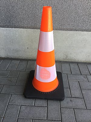 Kegel 70cm oranje PVC met reflecterende banden