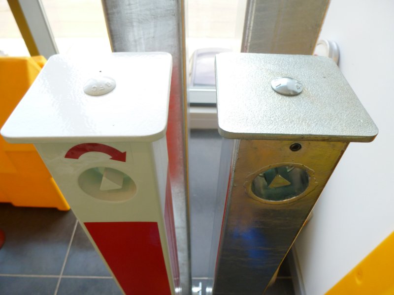 Paal galva 70 x 70 mm verzinkbaar (driekantslot) L 900mm (bodemhuls L 1100mm)