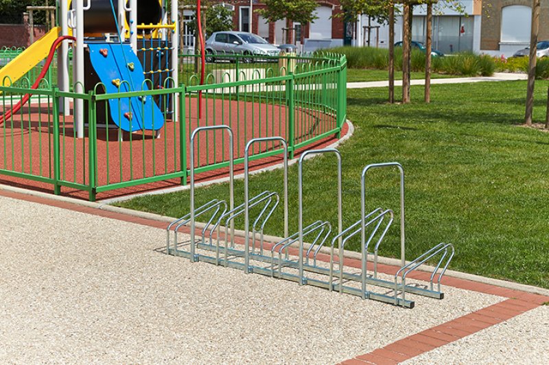 Verzinkt fietsenrek 2 niveaus voor 5 fietsen L 1920 x 450 x 450 mm zonder of met anti-diefstalbeugels (H 830 mm)