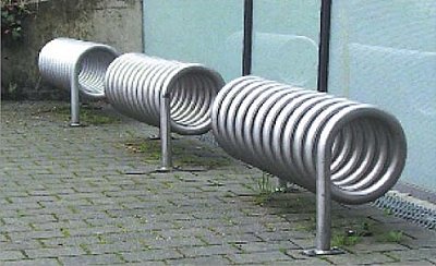 Fietsenrek in spiraalvorm - thermisch verzinkt met voetplaat - L 1270 x B 348 x H494 mm
