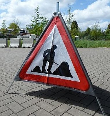 Plooibare driehoek 3-zijdig reflecterend A31 750mm + support
