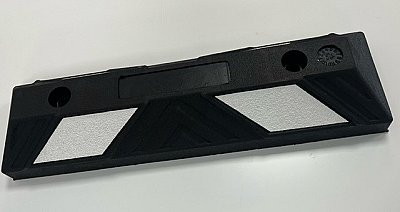 Parkeerstop 55 x 15 x 10 cm in gevulkaniseerde rubber (incl bevestigingen en doppen)