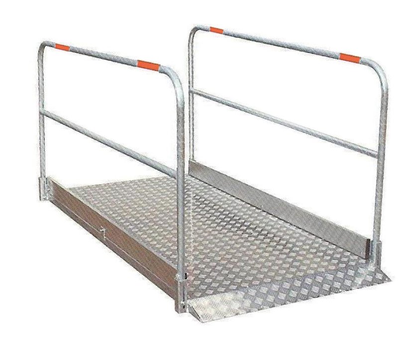 Loopbrug met reling in hout of aluminium in verschillende afmetingen