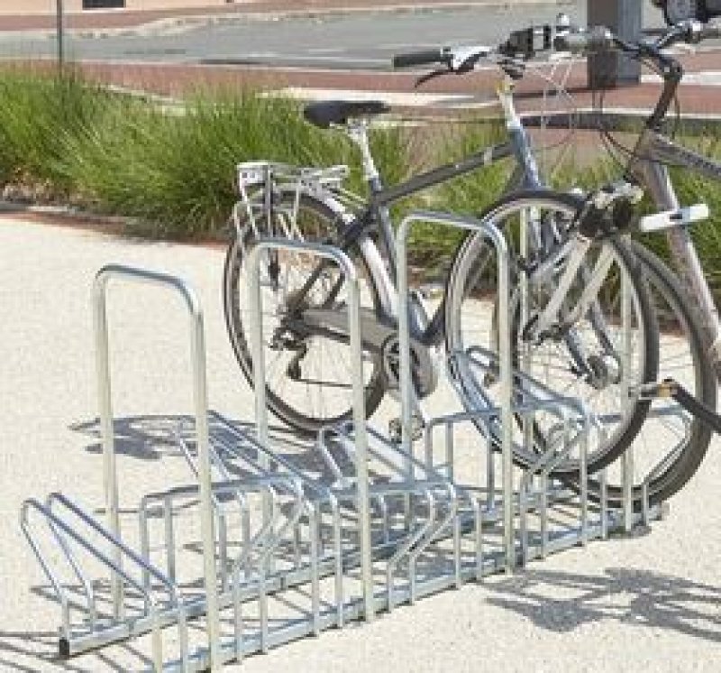 Verzinkt fietsenrek 2 niveaus voor 8 fietsen L 1540 x 630 x 400 mm zonder of met anti-diefstalbeugels (H 830 mm)