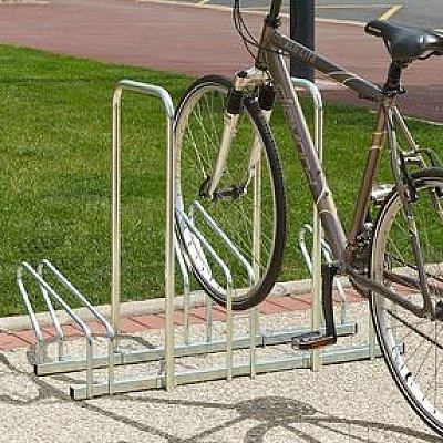 Verzinkt fietsenrek 2 niveaus voor 3 fietsen L 1000 x 450 x 450 mm zonder of met anti-diefstalbeugels (H 830 mm)