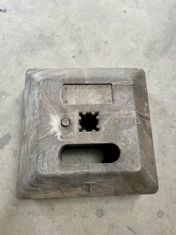 Sokkel / bakenvoet met opening 40 x 40 mm - 15 kg