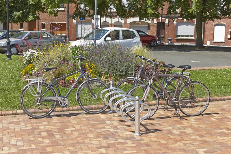 Verzinkt fietsenrek - 10 fietsen - Face to face schikking - 1 niveau - L 1878 mm