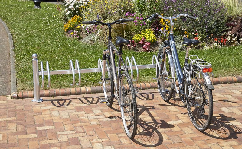 Verzinkt fietsenrek - 5 fietsen - Side to side schikking - 1 niveau - L 1878 mm