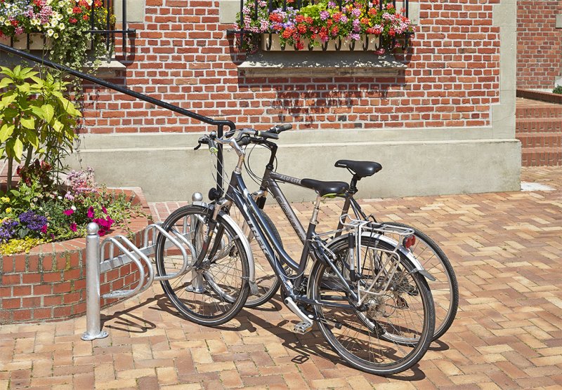 Verzinkt fietsenrek - 3 fietsen - Side to side schikking - 1 niveau - L 1117 mm