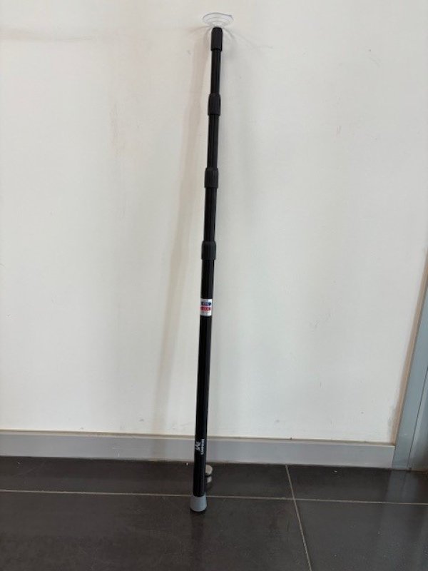 Onderdeel voor werftent:Luifelstok 250 cm / 4delen, zwart +zuignap